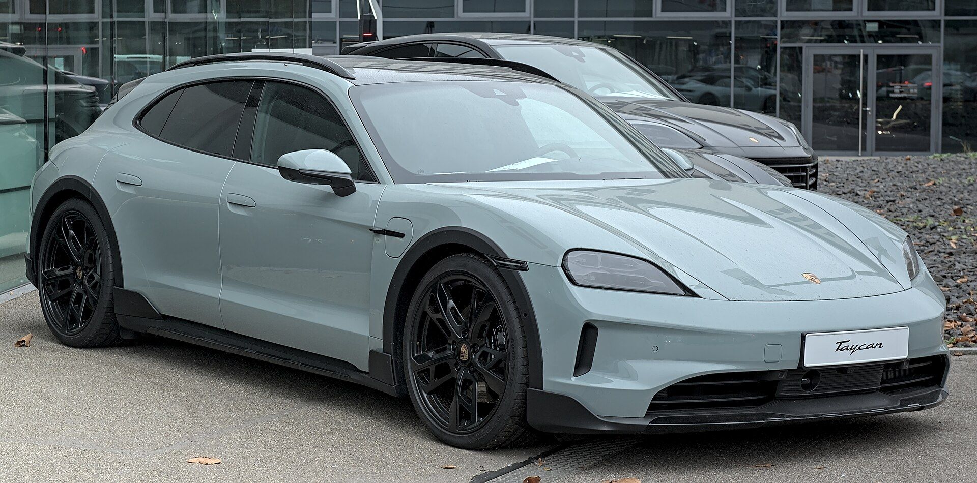 Porsche Taycan Cross Turismo (2024 yüz güncellemesi), ön çapraz görünüm