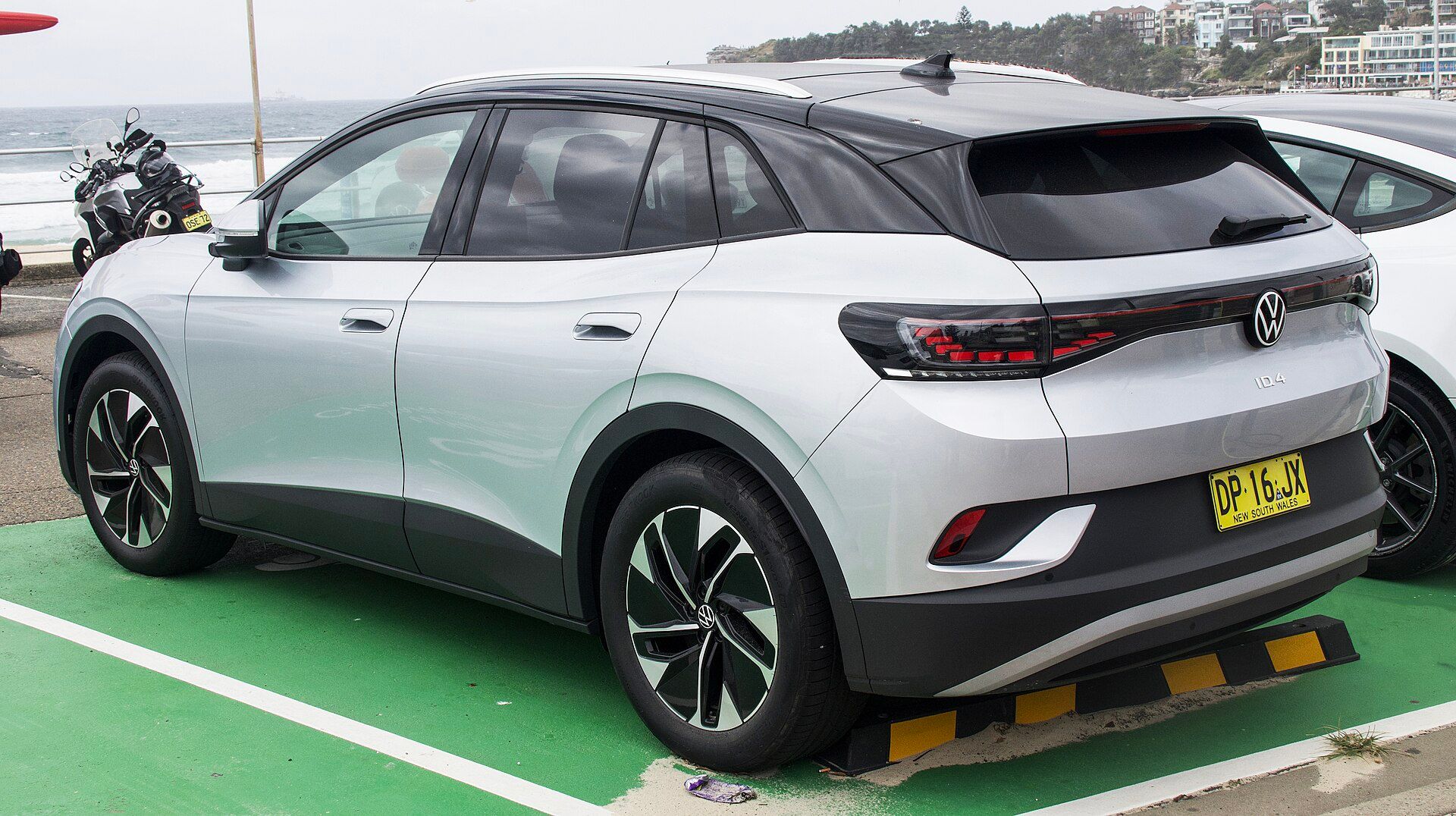 Volkswagen ID.4 (2025) arkadan görünüm