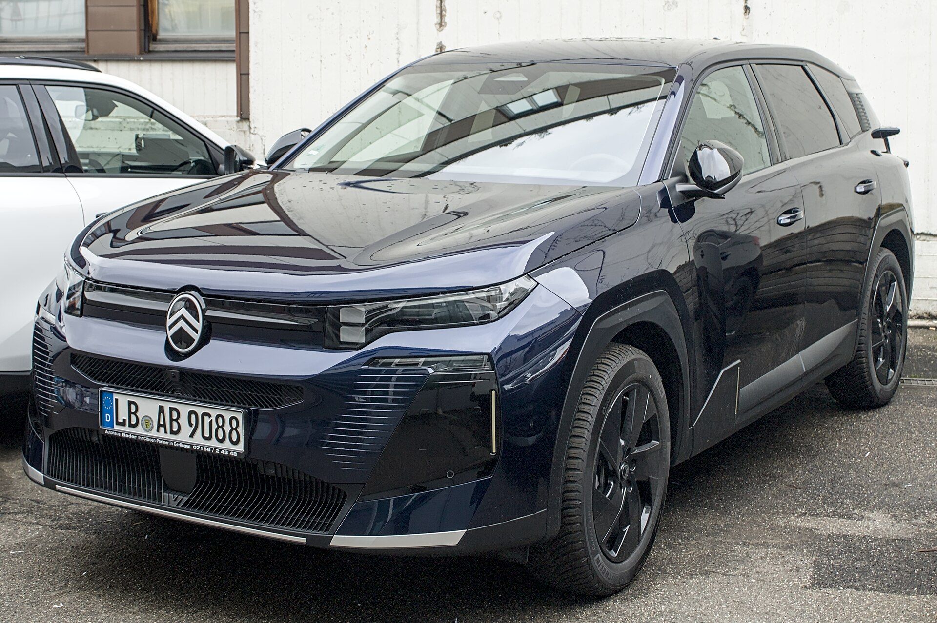Lacivert Citroën C5 Aircross (II), ön sol çapraz görünüm