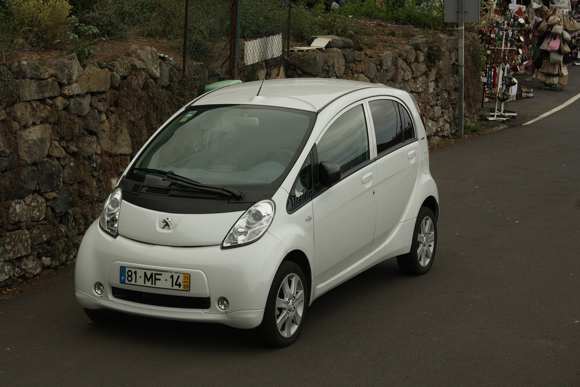 Peugeot iOn