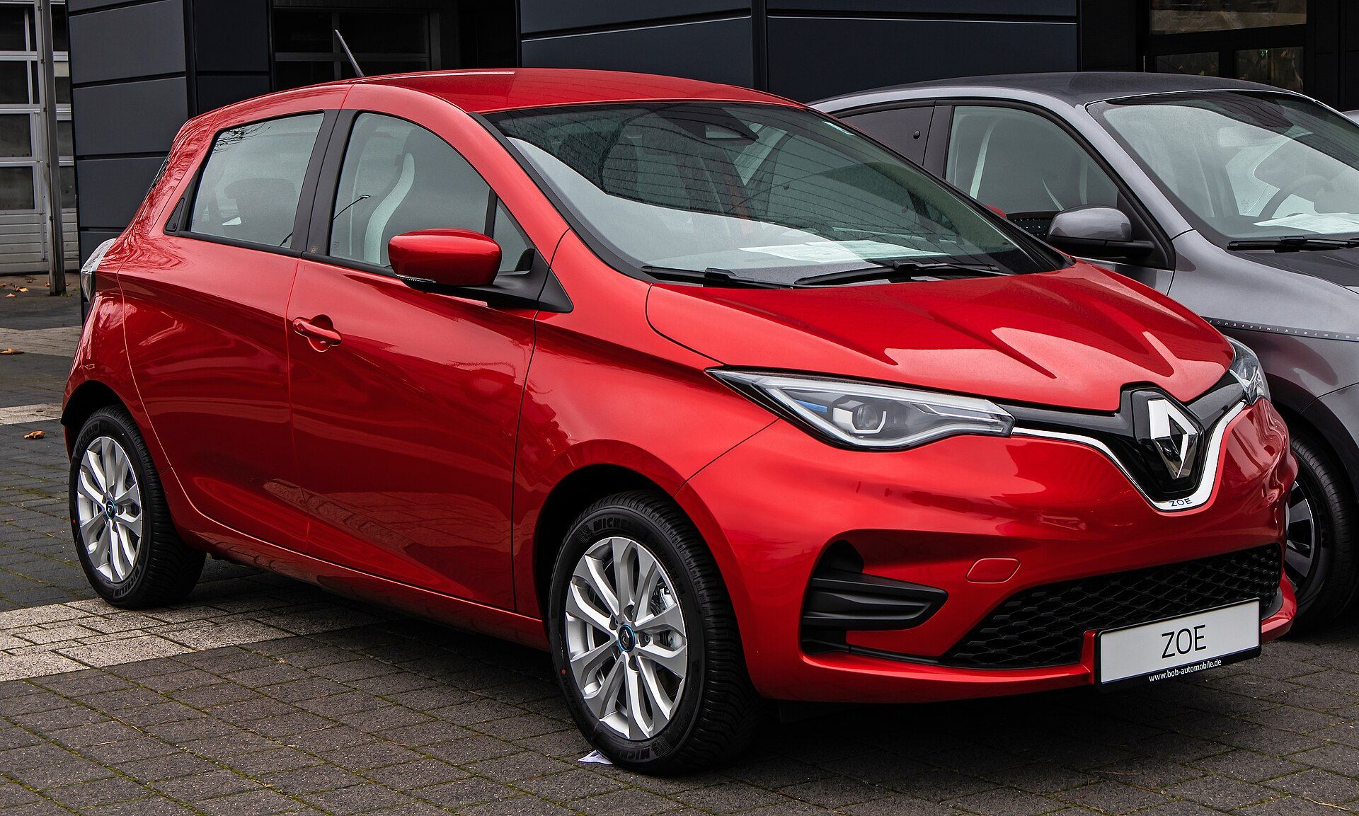Renault Zoe R110 Z.E.50 Experience (makyajlı), ön çapraz görünüm