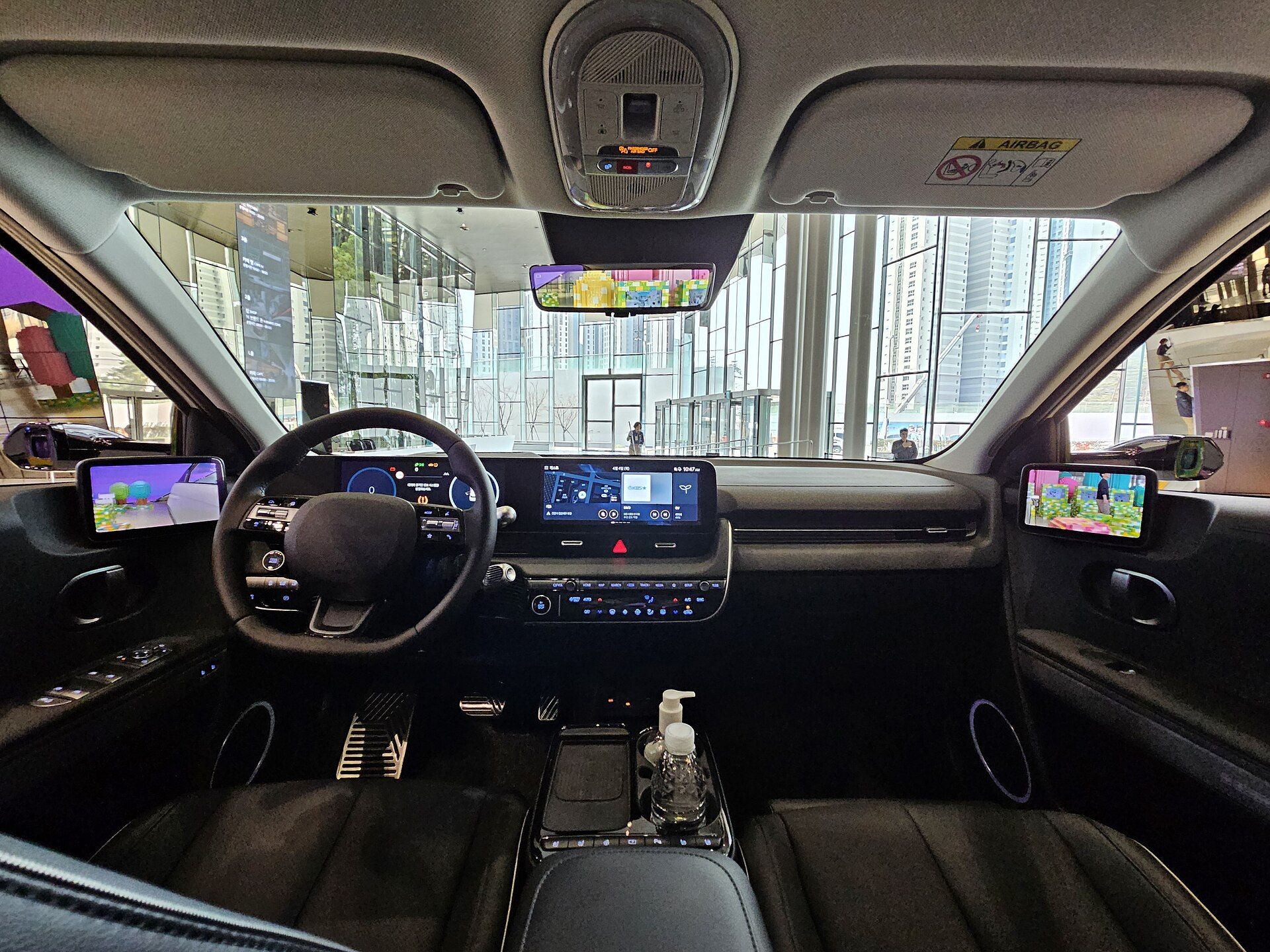 Makyajlı Hyundai IONIQ 5 iç mekânı ve çift 12,3 inç ekran