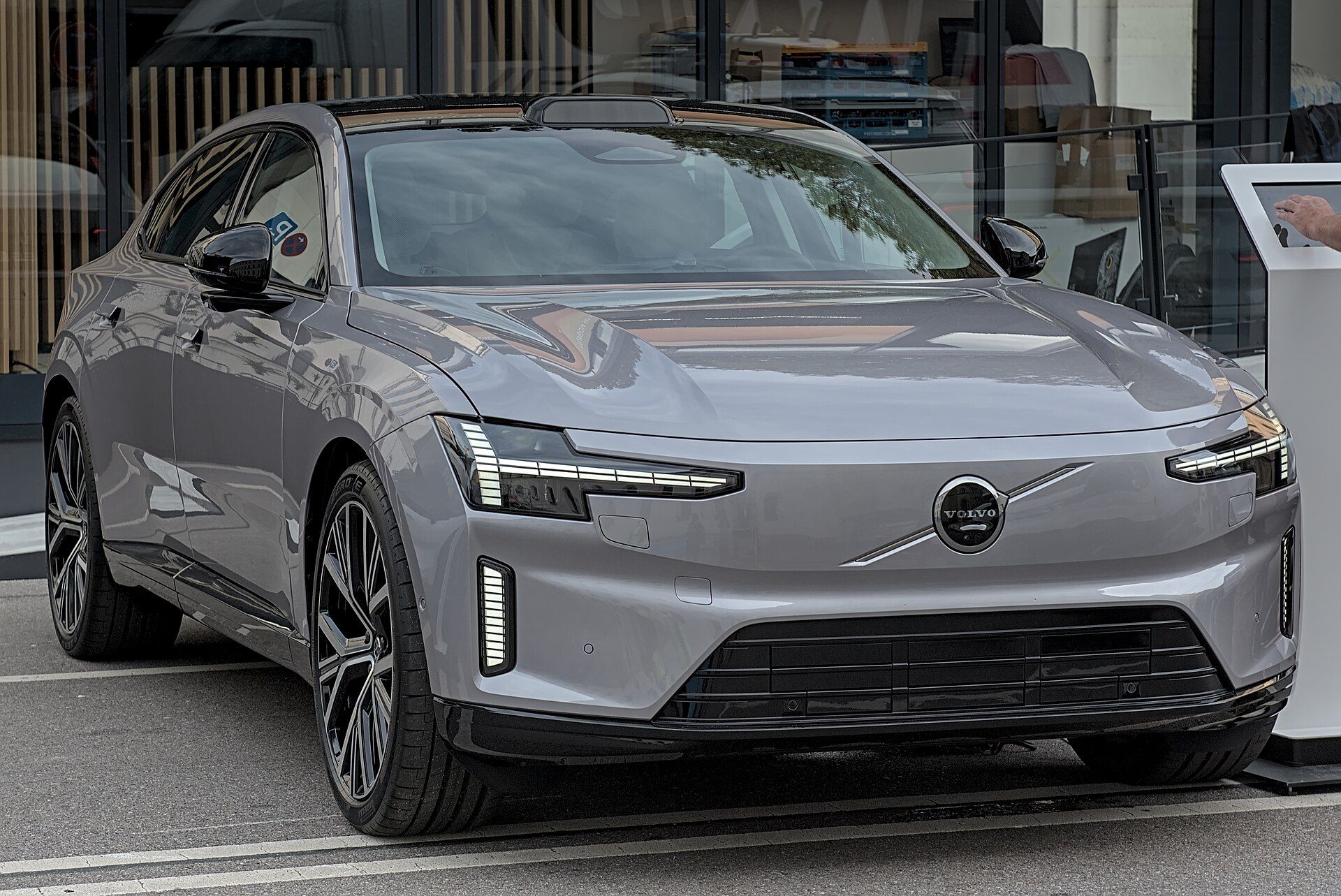 Volvo ES90, IAA Mobility 2025 fuarında