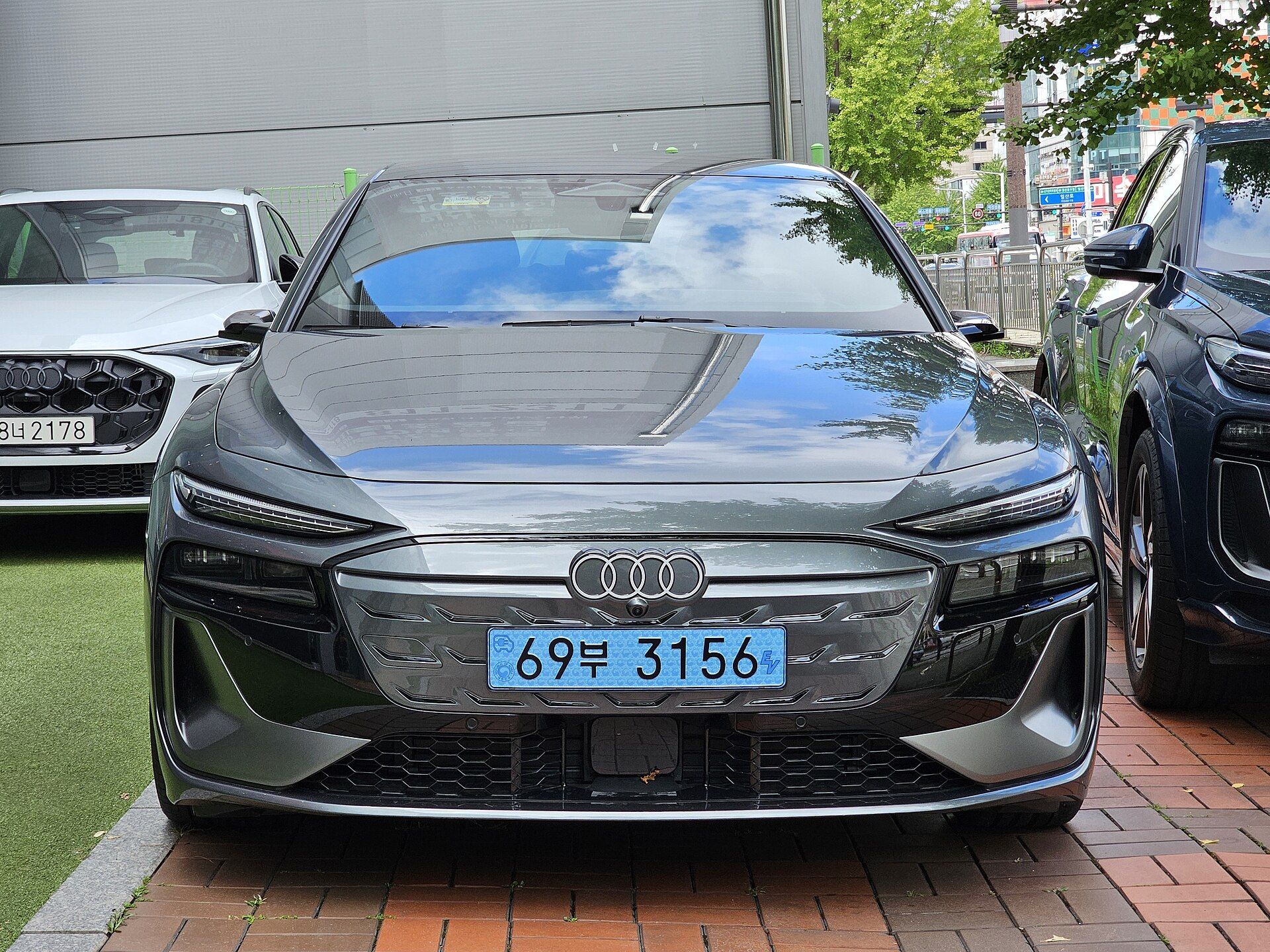 Audi A6 Sportback e-tron performance, yandan görünüm