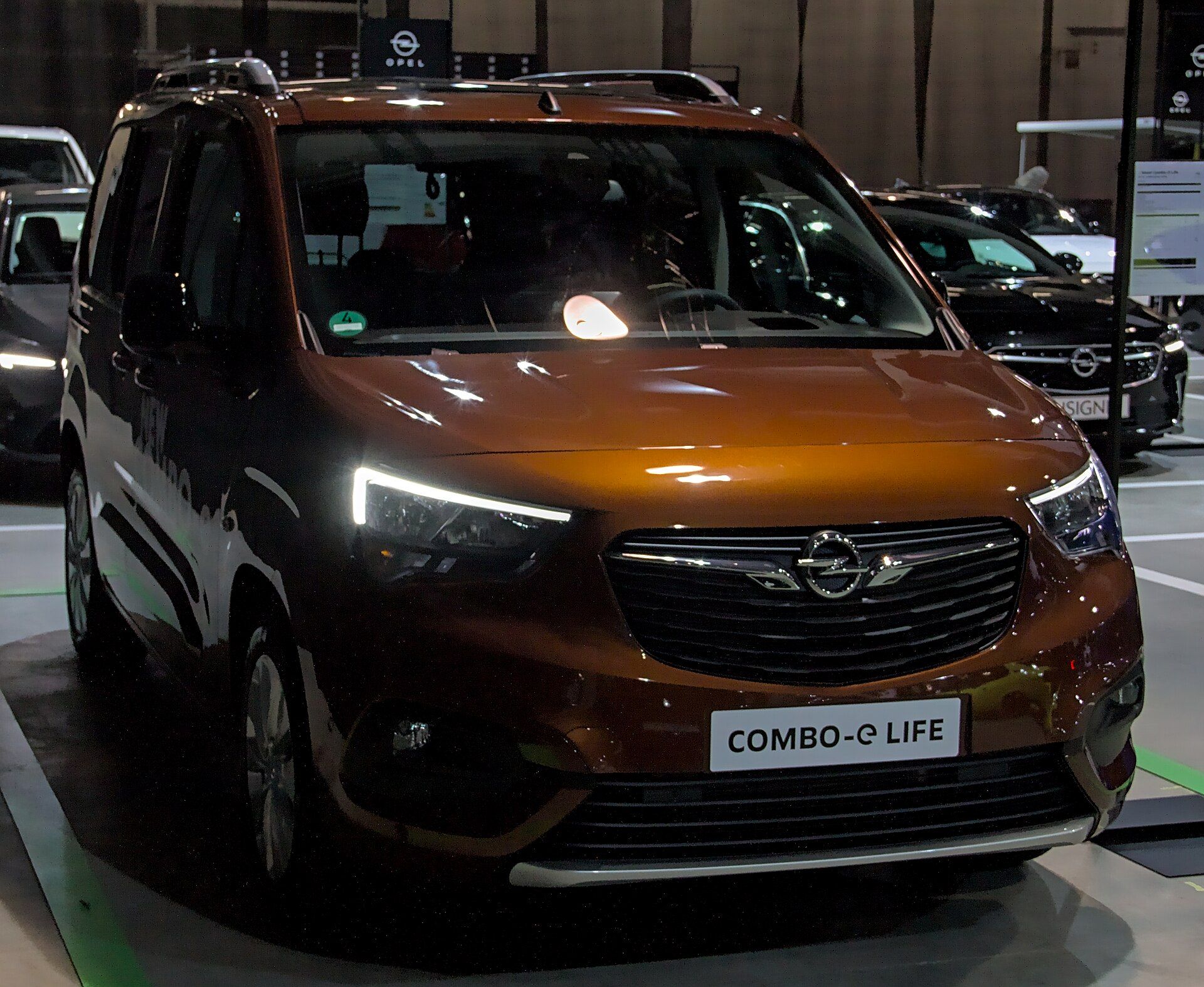Opel Combo-e (yüz güncellemesi öncesi, 2021 model), Auto Zürich fuarında ön çapraz görünüm
