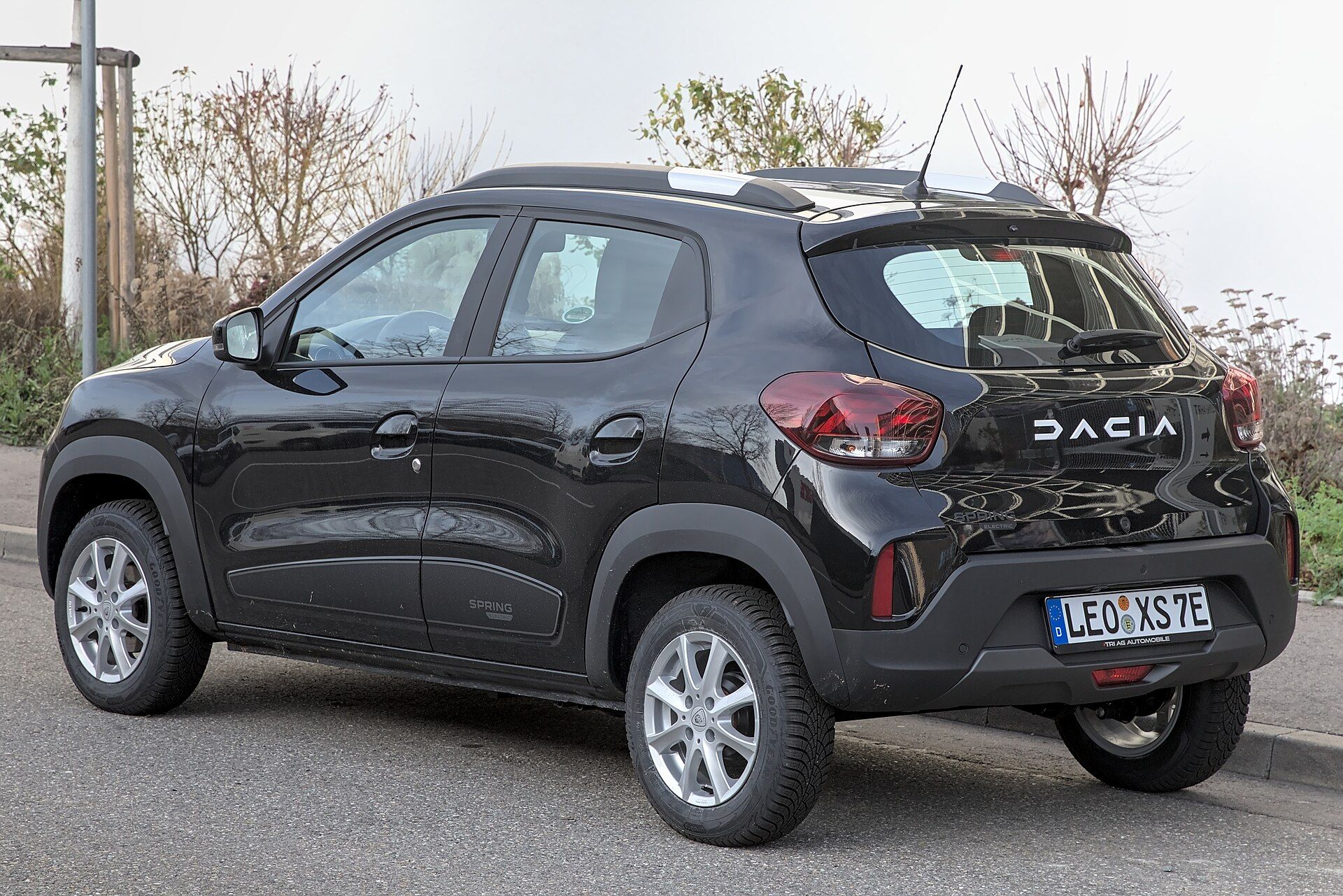 Dacia Spring (2023 model), ön çapraz görünüm