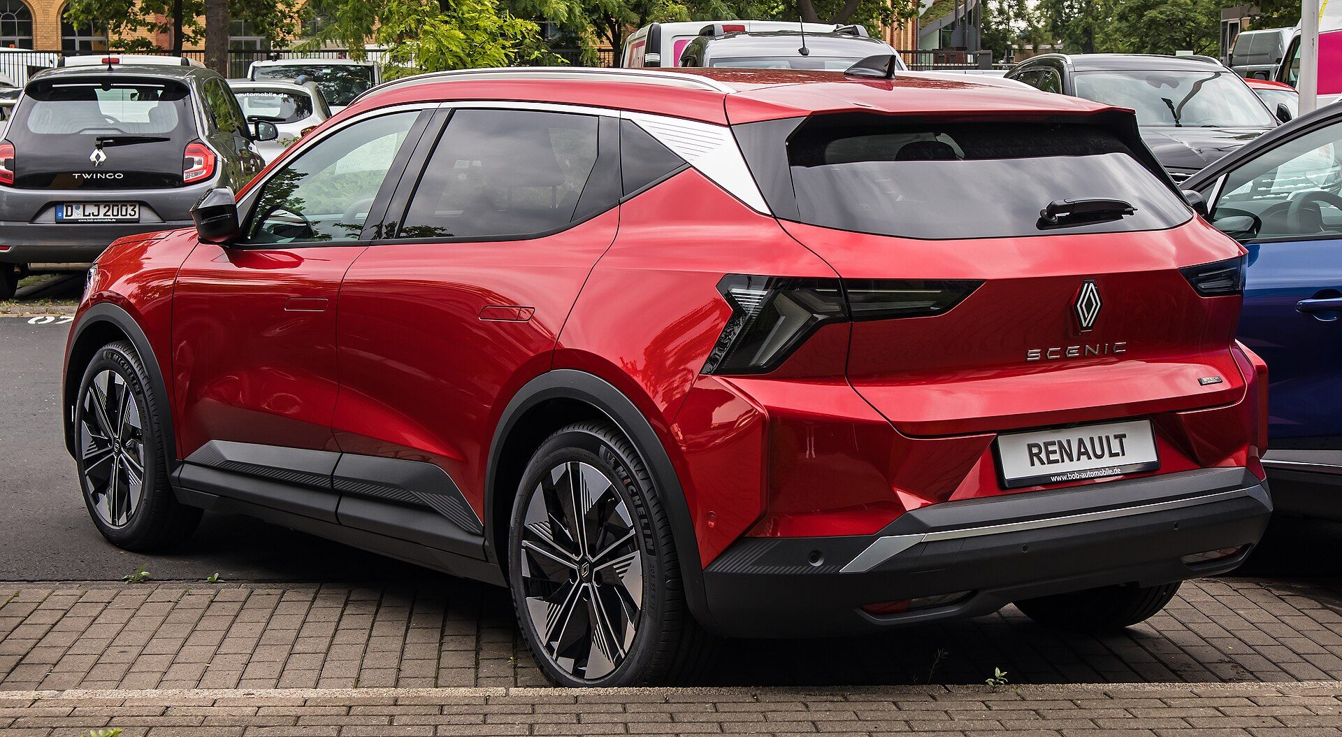 Renault Scenic E-Tech Electric 220 Long Range Techno, arka çapraz görünüm