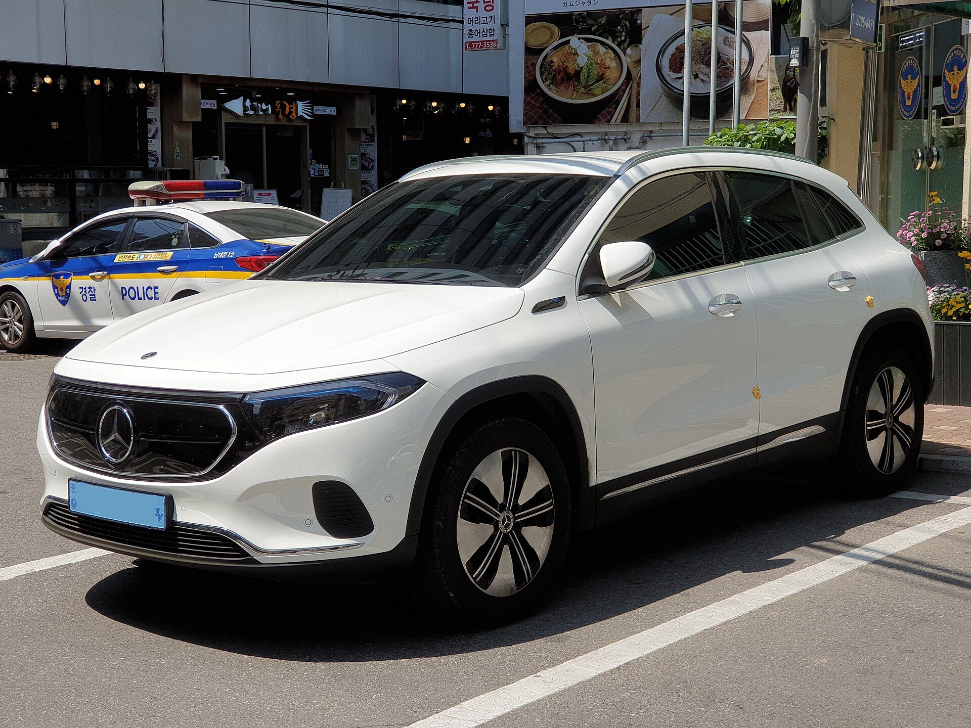Mercedes-Benz EQA