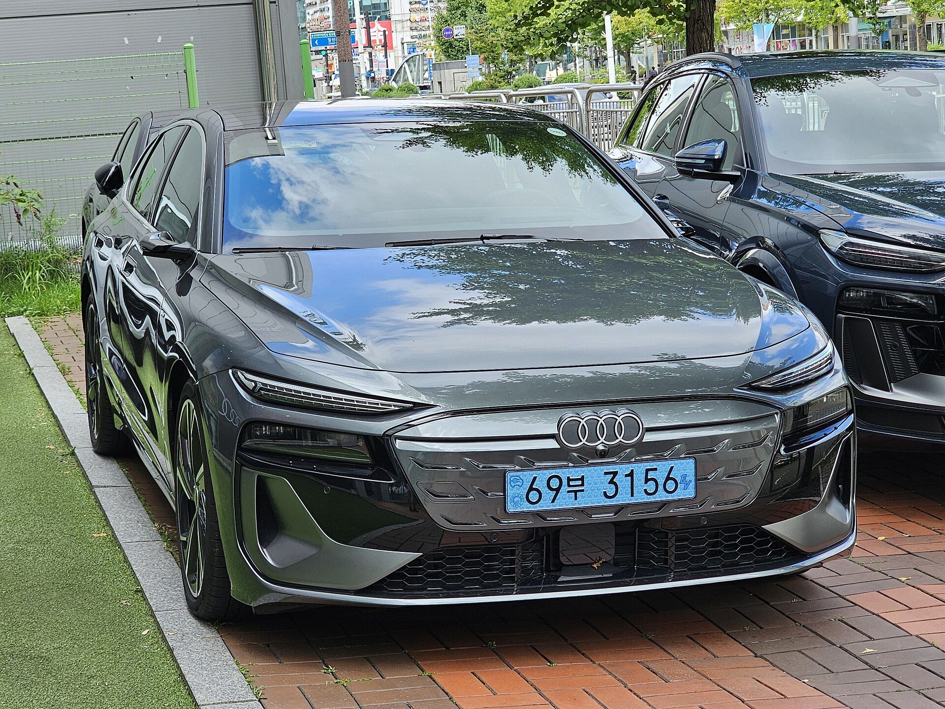 Audi A6 Sportback e-tron performance, arka çapraz görünüm