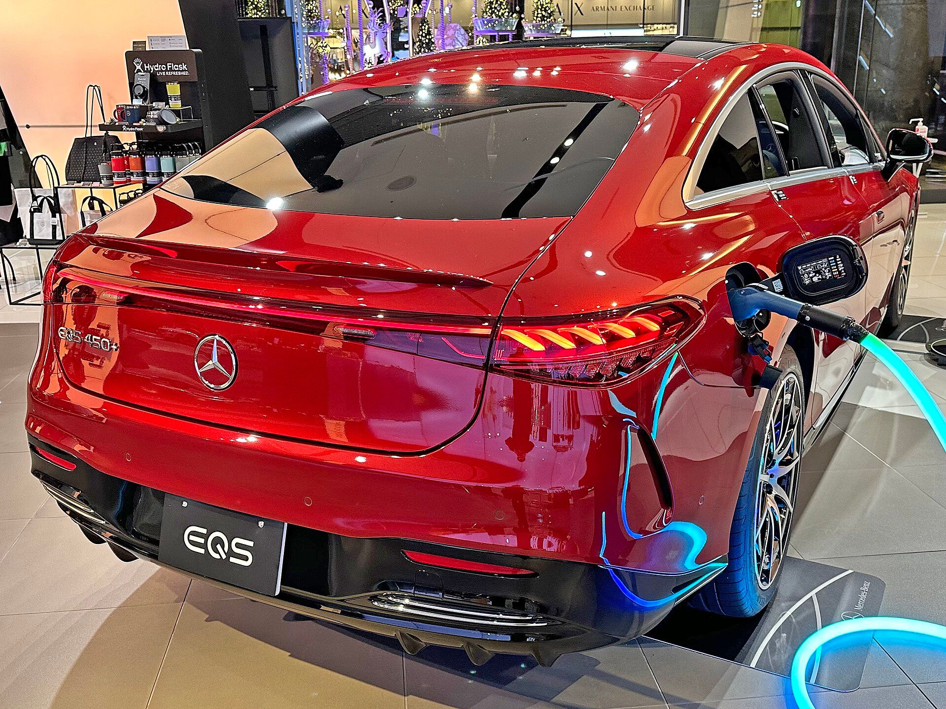 Mercedes-Benz EQS 450+, arkadan görünüm